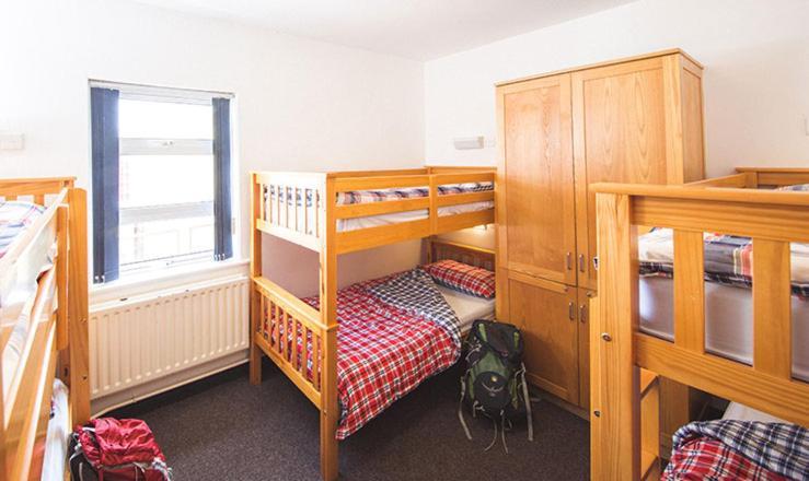 White Park Bay Youth Hostel Балинтой Екстериор снимка