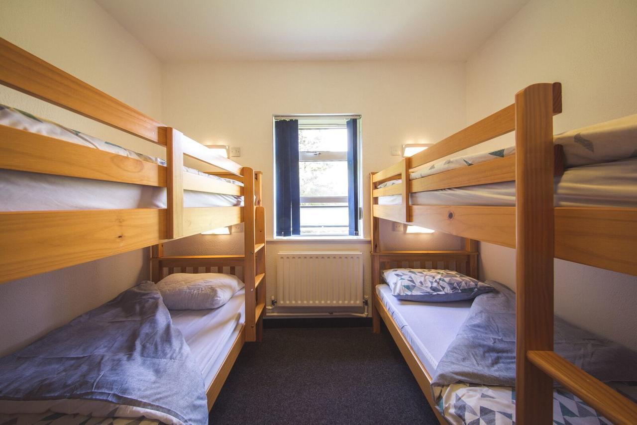 White Park Bay Youth Hostel Балинтой Екстериор снимка