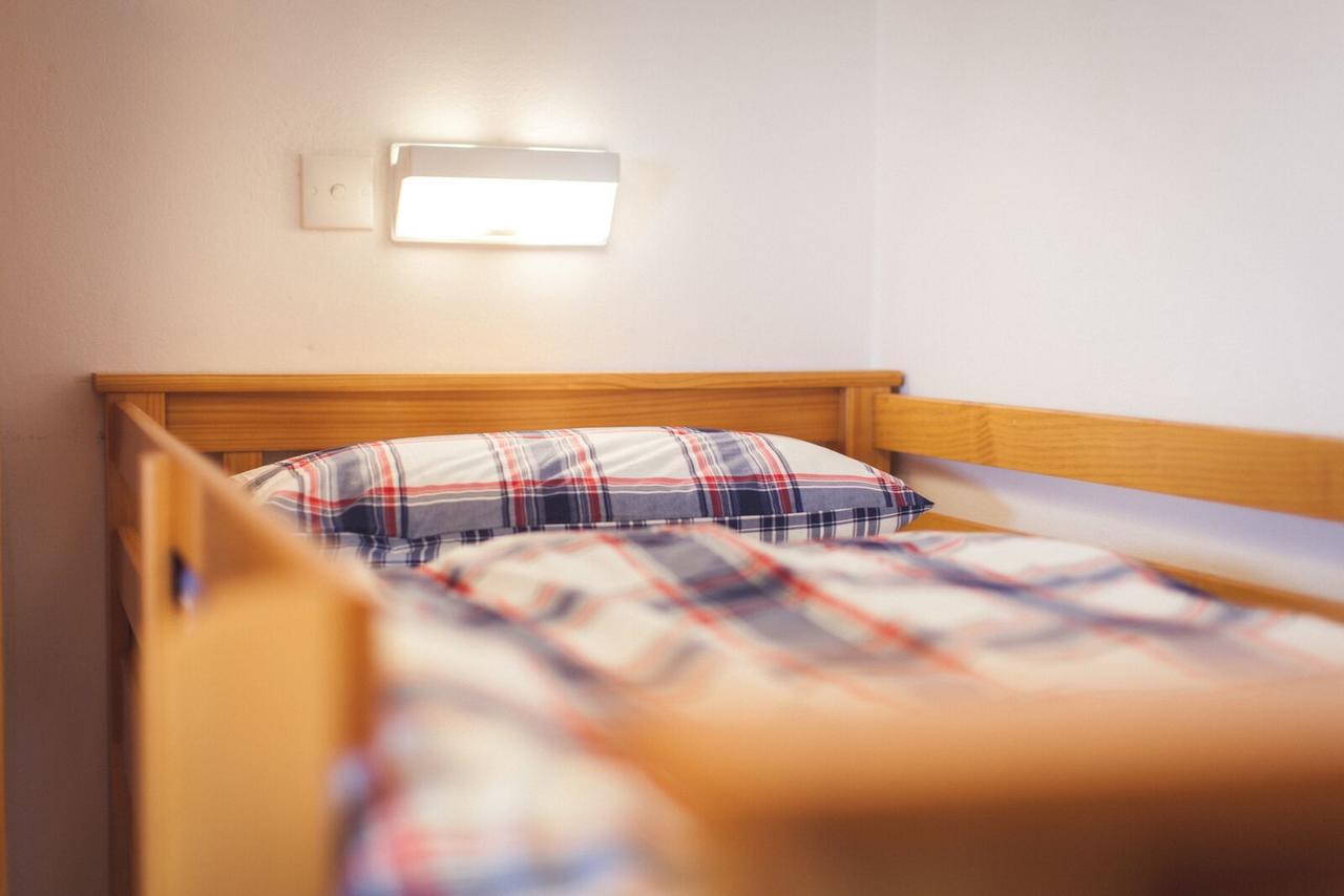 White Park Bay Youth Hostel Балинтой Екстериор снимка
